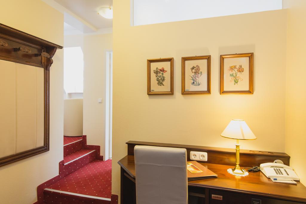 Klassik Hotel Am Tor Weiden in der Oberpfalz Εξωτερικό φωτογραφία