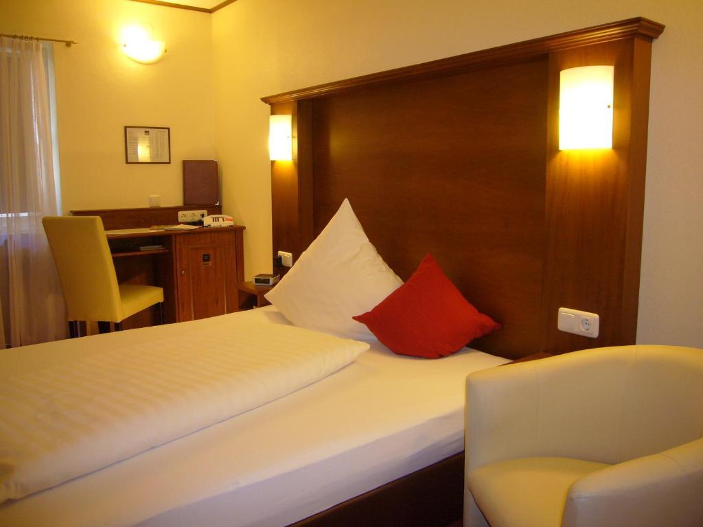 Klassik Hotel Am Tor Weiden in der Oberpfalz Δωμάτιο φωτογραφία
